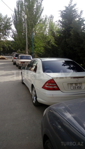 Mercedes C 230 2006, 230,000 km - 0.3 l - Sumqayıt