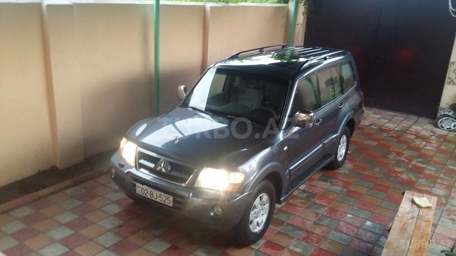Mitsubishi Pajero 2004, 248,000 km - 3.0 l - Bakı