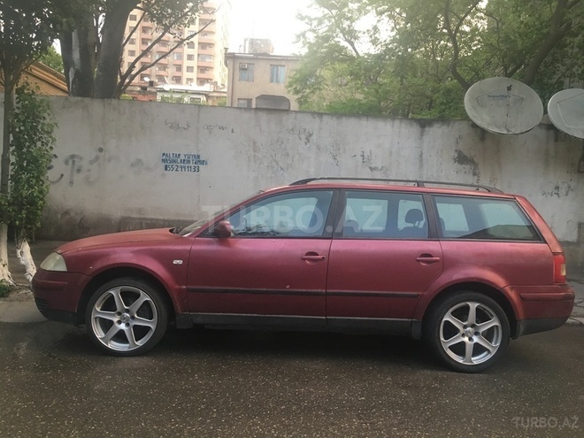 Volkswagen Passat 2001, 200,000 km - 2.0 l - Bakı