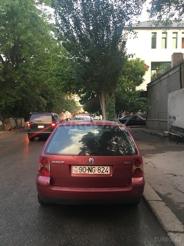 Volkswagen Passat 2001, 200,000 km - 2.0 l - Bakı