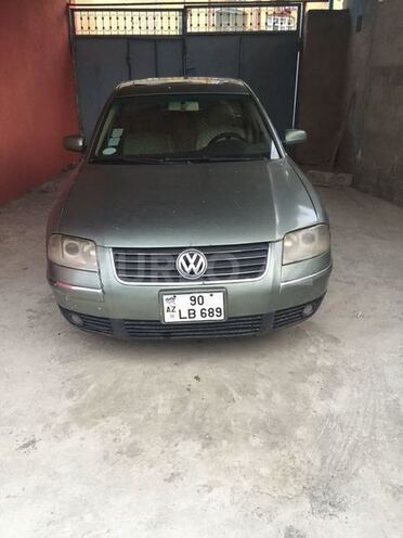 Volkswagen Passat 2002, 286,000 km - 1.8 l - Bakı