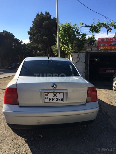 Volkswagen Passat 1999, 241,902 km - 3.4 л - Bakı