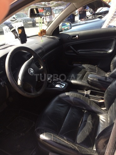 Volkswagen Passat 1999, 241,902 km - 3.4 л - Bakı