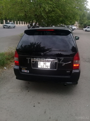Mitsubishi Chariot 2000, 250,000 km - 0.3 l - Yevlax
