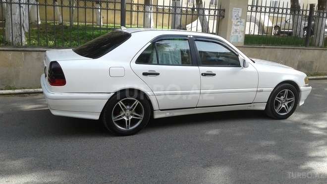 Mercedes C 180 1994, 128,829 km - 1.8 л - Bakı
