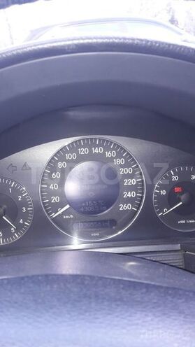 Mercedes E 220 2002, 330,000 km - 2.2 l - Bakı