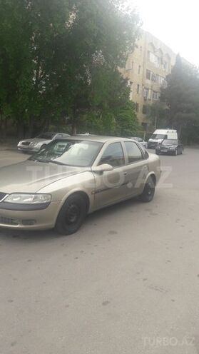 Opel Vectra 1996, 236,000 km - 2.0 l - Bakı