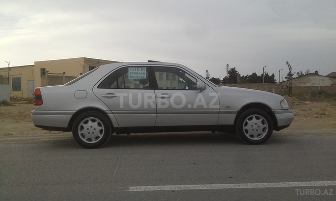 Mercedes C 220 1993, 315,000 km - 2.2 l - Bakı