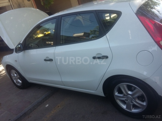 Hyundai i30 2009, 78,000 km - 1.6 l - Bakı