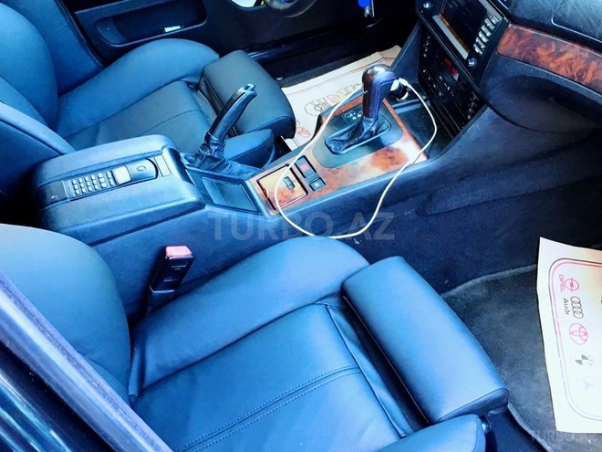 BMW 540 2001, 134,000 km - 4.4 l - Bakı
