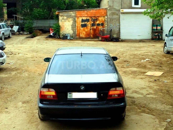 BMW 540 2001, 134,000 km - 4.4 l - Bakı