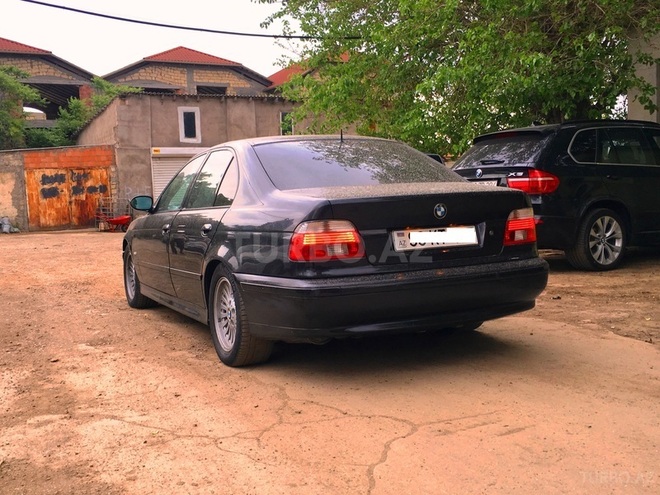 BMW 540 2001, 134,000 km - 4.4 l - Bakı