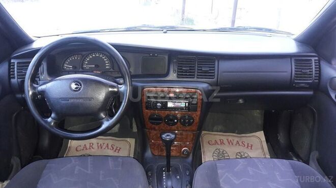 Opel Vectra 1996, 257,000 km - 1.6 l - Bakı