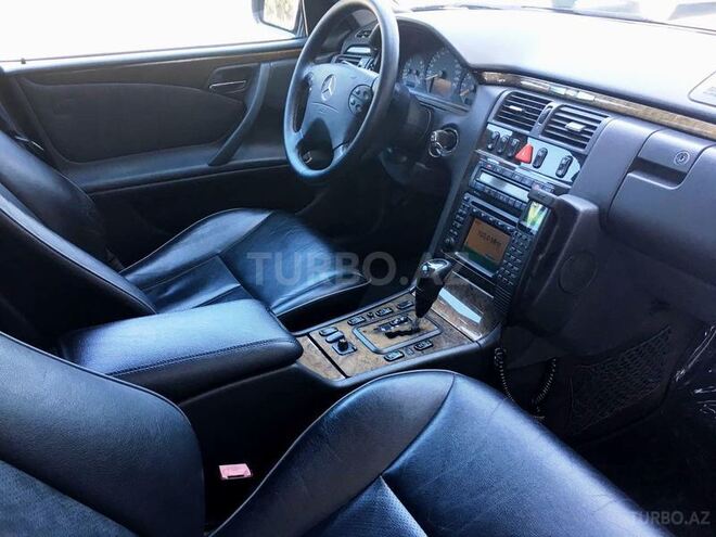 Mercedes E 240 2000, 173,000 km - 2.6 l - Bakı