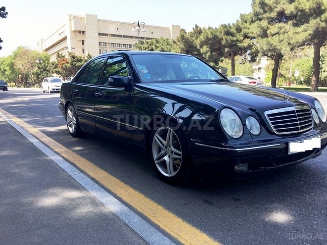 Mercedes E 240 2000, 173,000 km - 2.6 l - Bakı