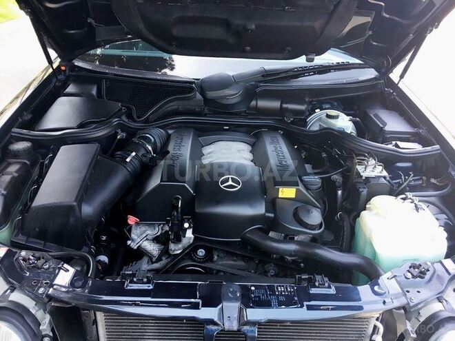 Mercedes E 240 2000, 173,000 km - 2.6 l - Bakı