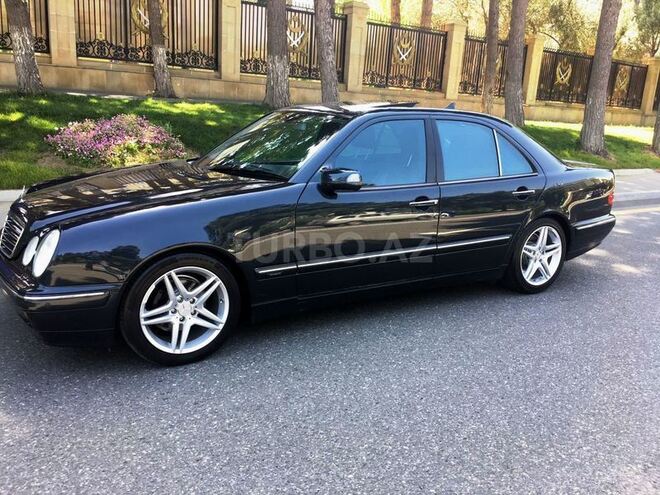 Mercedes E 240 2000, 173,000 km - 2.6 l - Bakı