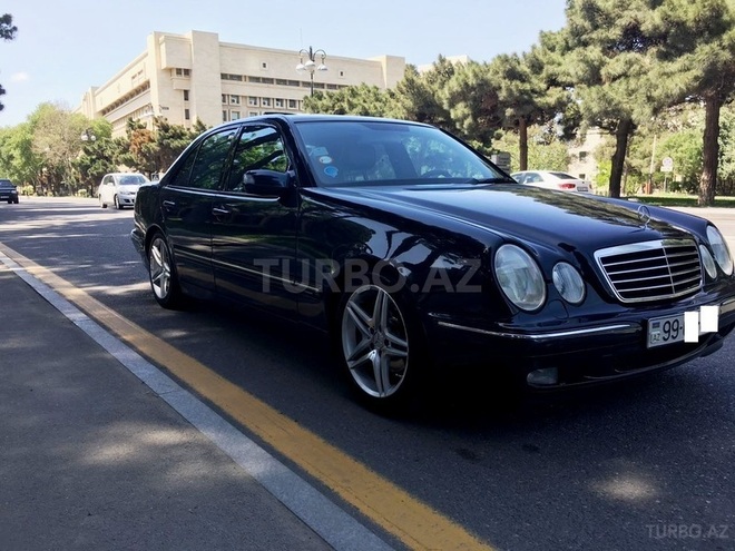 Mercedes E 240 2000, 173,000 km - 2.6 l - Bakı