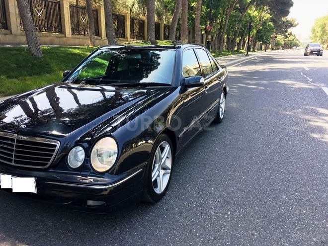 Mercedes E 240 2000, 173,000 km - 2.6 l - Bakı