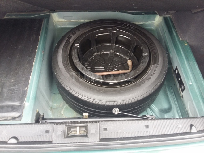 Mercedes E 240 2000, 195,899 km - 2.4 л - Bərdə