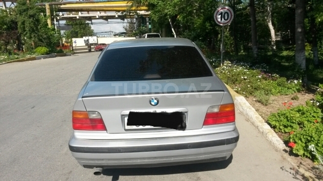 BMW 323 1995, 211,000 km - 2.5 л - Bakı