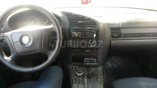 BMW 323 1995, 211,000 km - 2.5 л - Bakı
