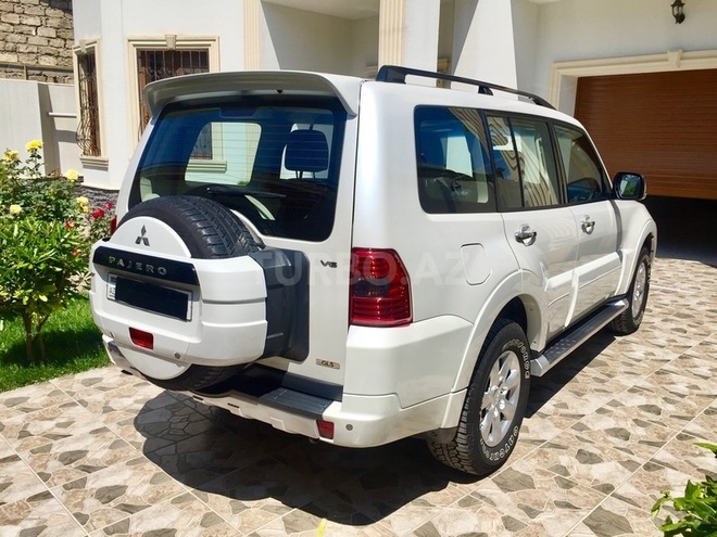 Mitsubishi Pajero 2013, 71,000 km - 3.5 l - Bakı