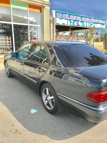 Mercedes E 300 1997, 447,890 km - 0.3 l - Bakı