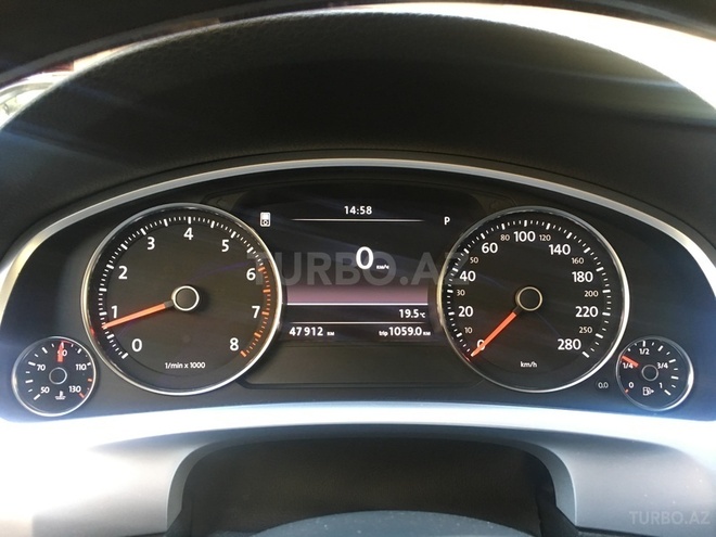 Volkswagen Touareg 2012, 47,500 km - 3.6 l - Bakı