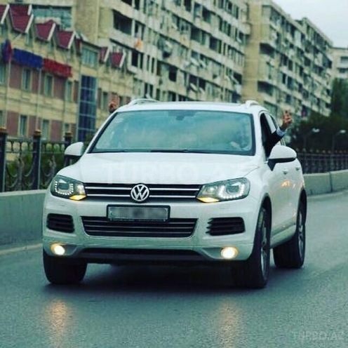 Volkswagen Touareg 2012, 47,500 km - 3.6 l - Bakı