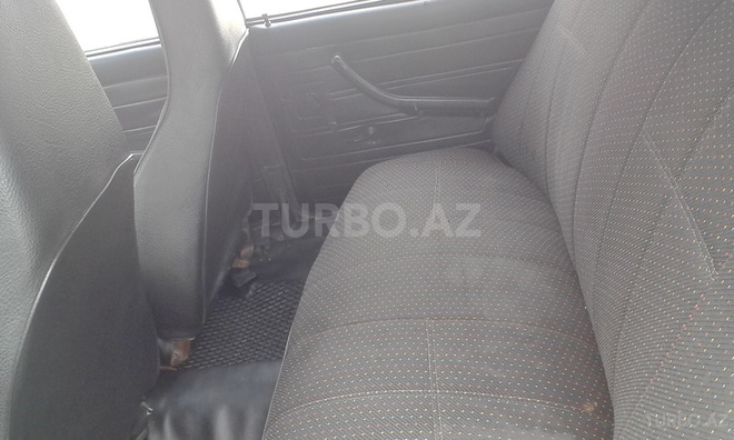 LADA (VAZ) 2107 2007, 239,764 km - 1.6 l - Quba