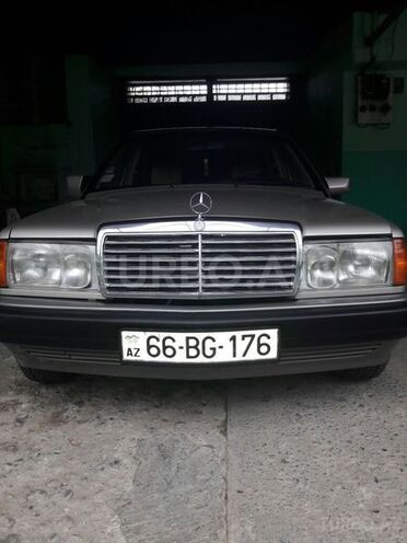 Mercedes 190 1992, 330,000 km - 2.0 l - Gəncə