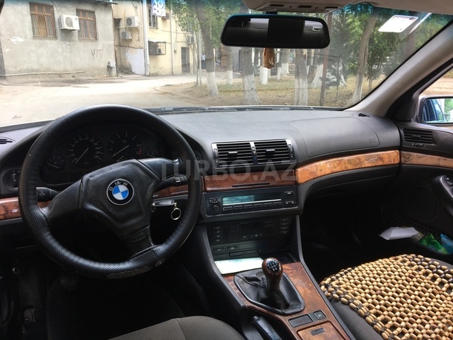 BMW 523 1996, 170,000 km - 2.5 l - Sumqayıt