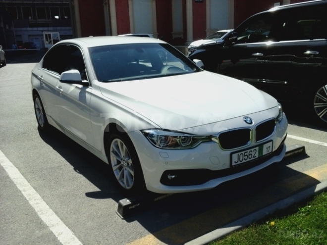 BMW 330 2016, 11,000 km - 2.0 л - Bakı