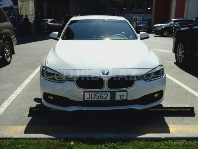 BMW 330 2016, 11,000 km - 2.0 л - Bakı