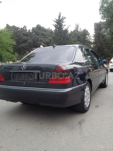 Mercedes C 200 1999, 269,800 km - 2.0 l - Bakı