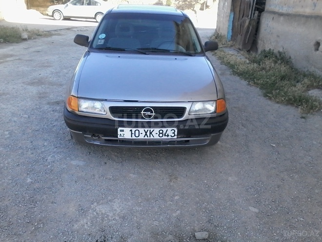 Opel Astra 1993, 300,000 km - 1.4 l - Bakı