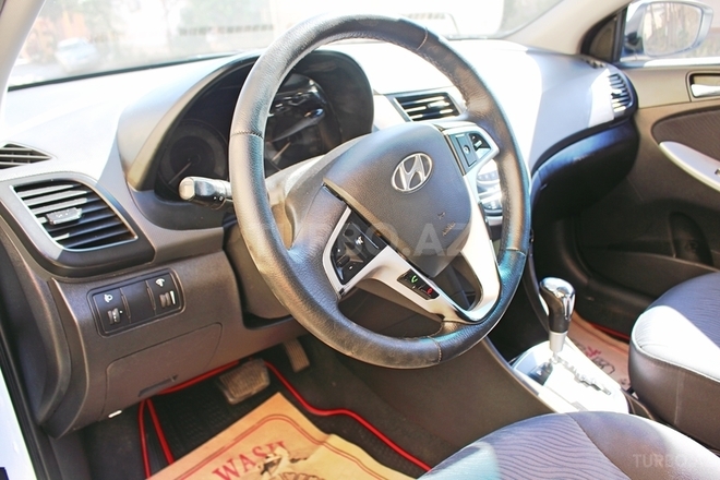 Hyundai Accent 2012, 163,000 km - 1.6 l - Bakı