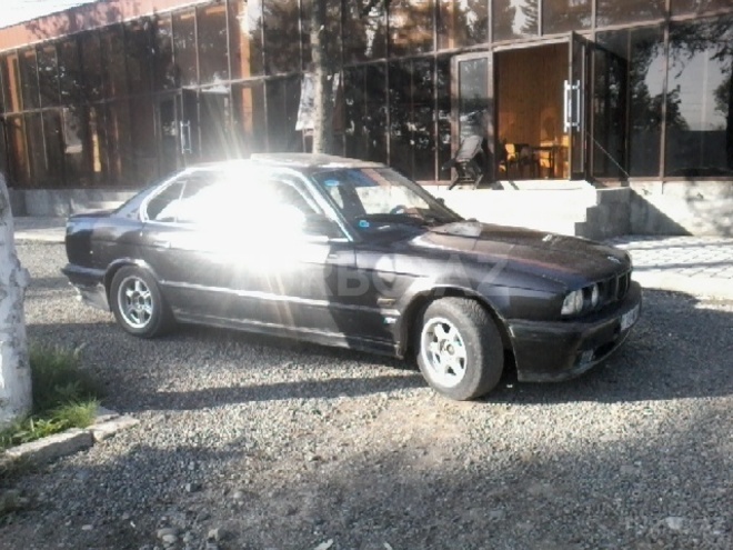 BMW 535 1990, 401,226 km - 3.5 l - Lənkəran