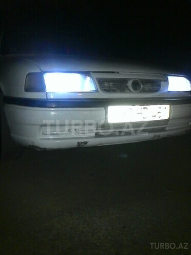 Opel Vectra 1995, 398,021 km - 2.0 l - Lənkəran