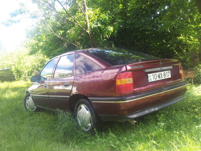 Opel Vectra 1993, 389,000 km - 2.0 л - Qəbələ