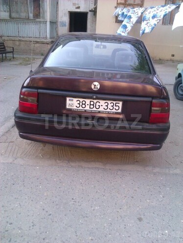 Opel Vectra 1995, 310,000 km - 2.0 l - Sumqayıt