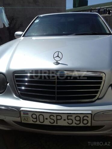 Mercedes E 220 2000, 320,000 km - 2.2 l - Bakı