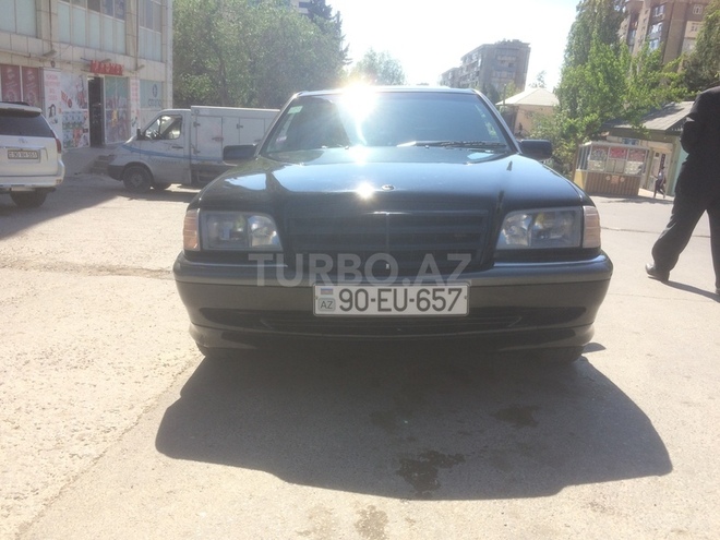 Mercedes C 230 1997, 257,000 km - 2.3 l - Bakı
