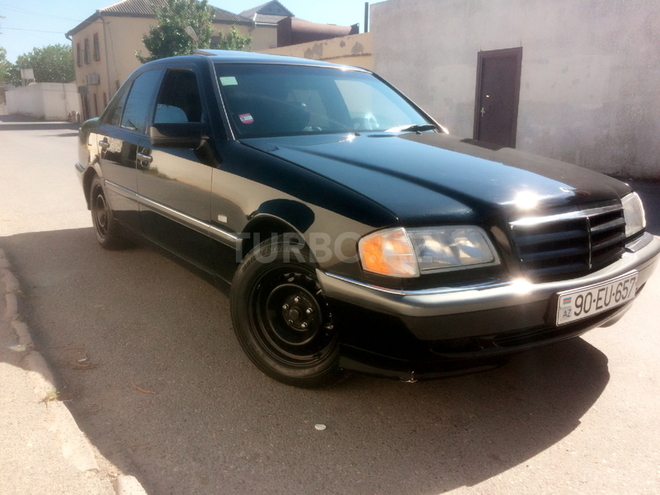Mercedes C 230 1997, 257,000 km - 2.3 l - Bakı