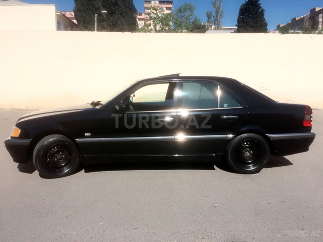 Mercedes C 230 1997, 257,000 km - 2.3 l - Bakı