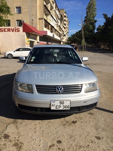 Volkswagen Passat 1999, 242,366 km - 0.5 л - Bakı