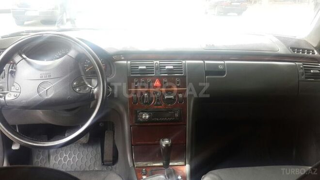 Mercedes E 200 1998, 312,000 km - 2.0 л - Bakı