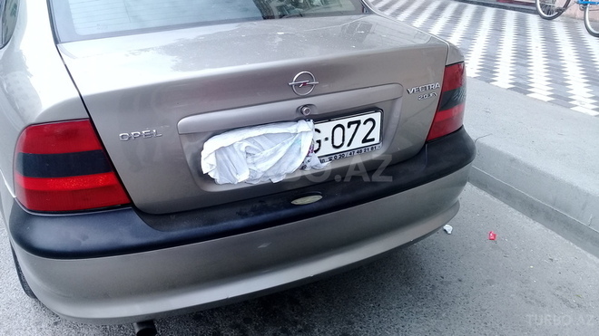 Opel Vectra 1996, 295,000 km - 0.2 l - Bakı