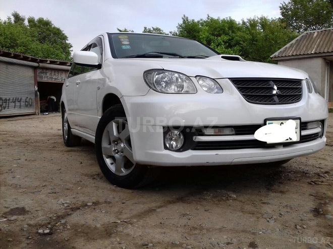 Mitsubishi Airtrek 2002, 160,000 km - 0.2 l - Masallı